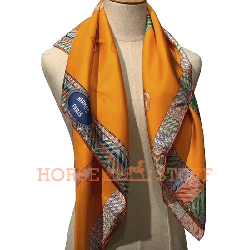 Hermès Scarf Favori du Faubourg 90 Orange