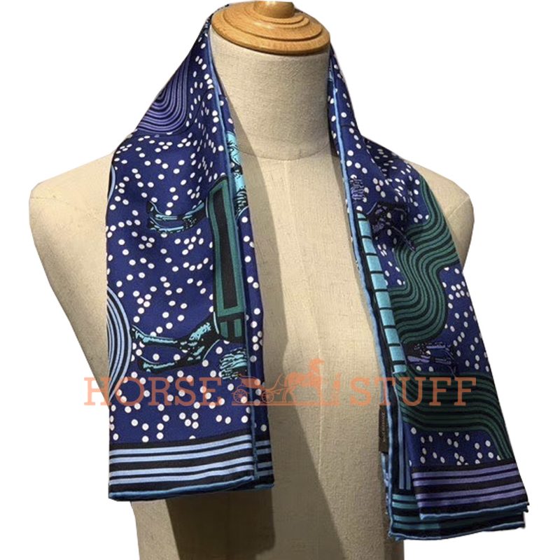 Hermès Scarf Garde-Robe Pop 90 Marine