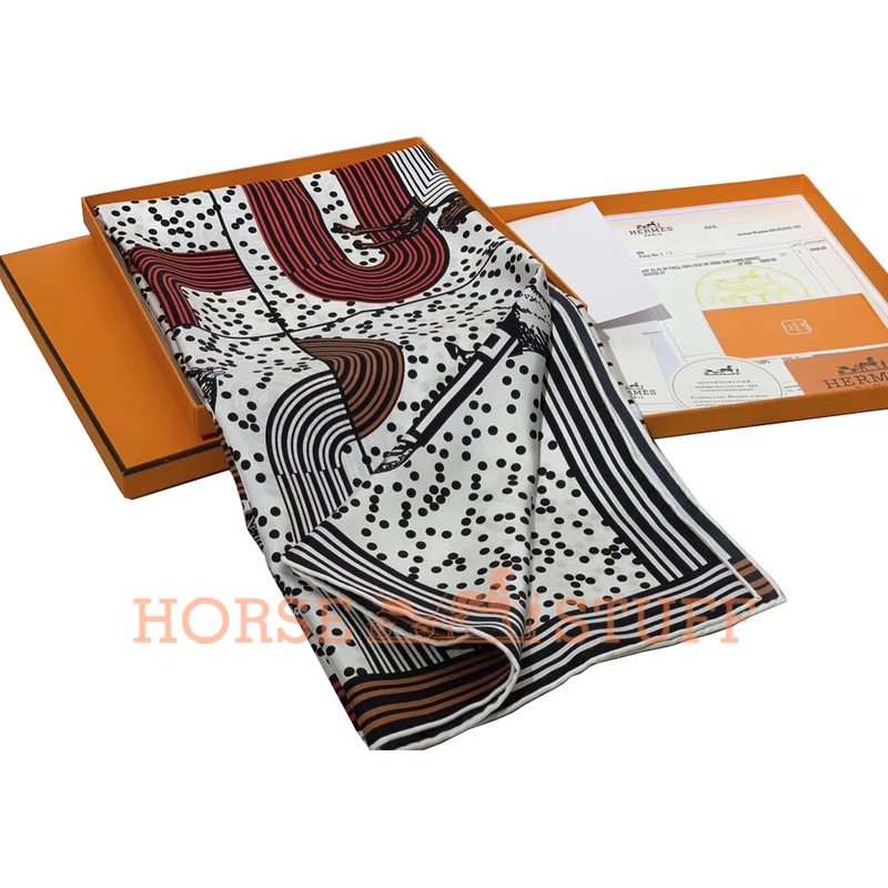 Hermès Scarf Garde-Robe Pop 90 White