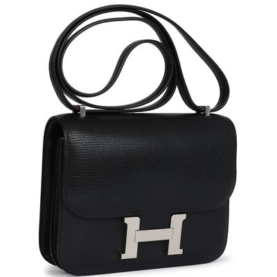 HERMÈS Constance Mini 18 Black Chèvre Chamkila PHW