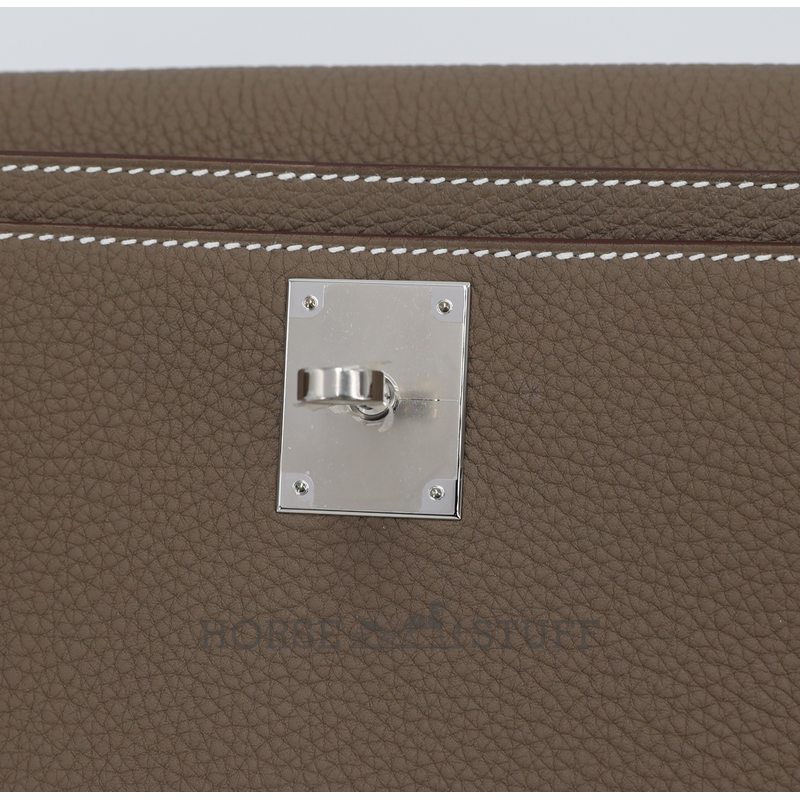 Hermès Kelly Depeches 25 Pouch Etoupe Togo PHW