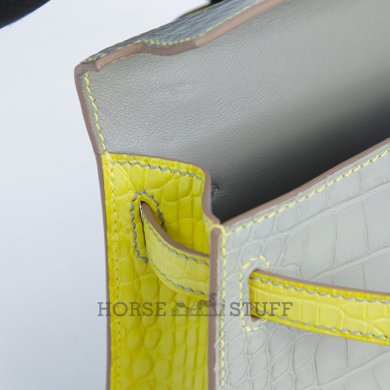 Hermès Kelly Sellier Mini II Special Order HSS Gris Perle / Lime Matte Crocodile Alligator GHW