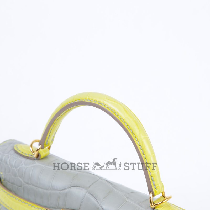 Hermès Kelly Sellier Mini II Special Order HSS Gris Perle / Lime Matte Crocodile Alligator GHW