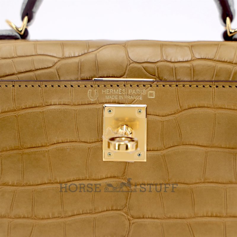 Hermès Kelly Sellier Mini II Special Order HSS Kraft / Gris Perle Matte Crocodile Alligator GHW