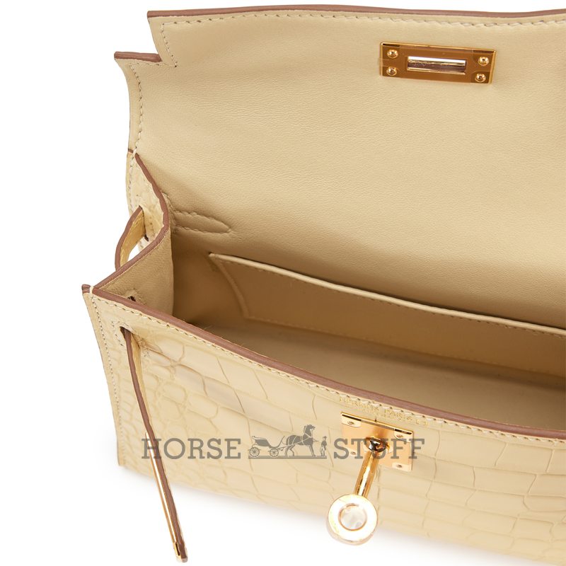 Hermès Kelly Sellier Mini II Vanilla Matte Crocodile Alligator GHW