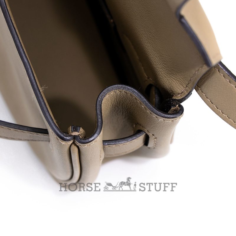 Hermès Kelly Moove Beige Marfa Swift GHW