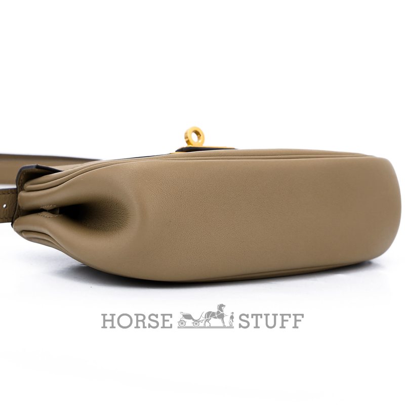 Hermès Kelly Moove Beige Marfa Swift GHW