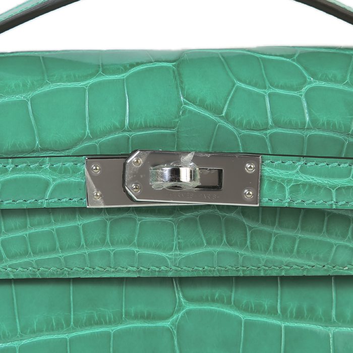 Hermès Kelly Pochette Vert Jade Alligator Mississippi Lisse