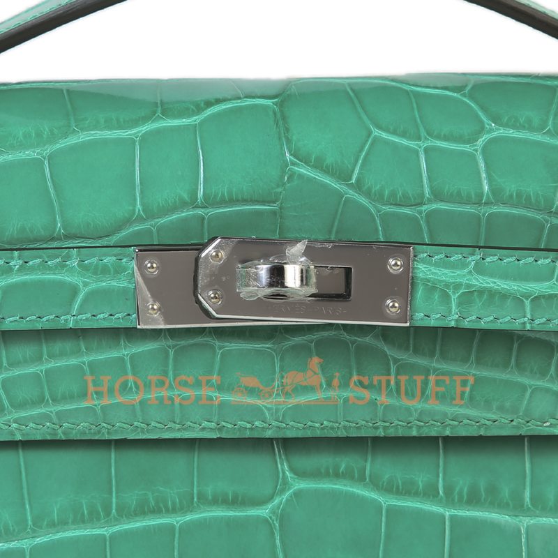 Hermes Kelly Pochette Clutch Vert Jade Lisse Crocodile Alligator PHW