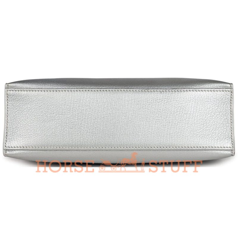 Hermès Kelly Pochette Exceptional Super Rare Metallic Silver Chèvre Mysore PHW