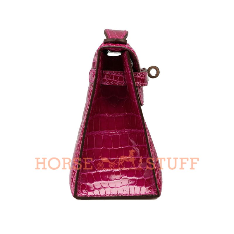 Hermès Kelly Pochette Clutch Fuchsia Lisse Crocodile Alligator PHW