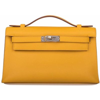 Hermès Kelly Pochette Clutch Jaune Ambre Swift PHW 