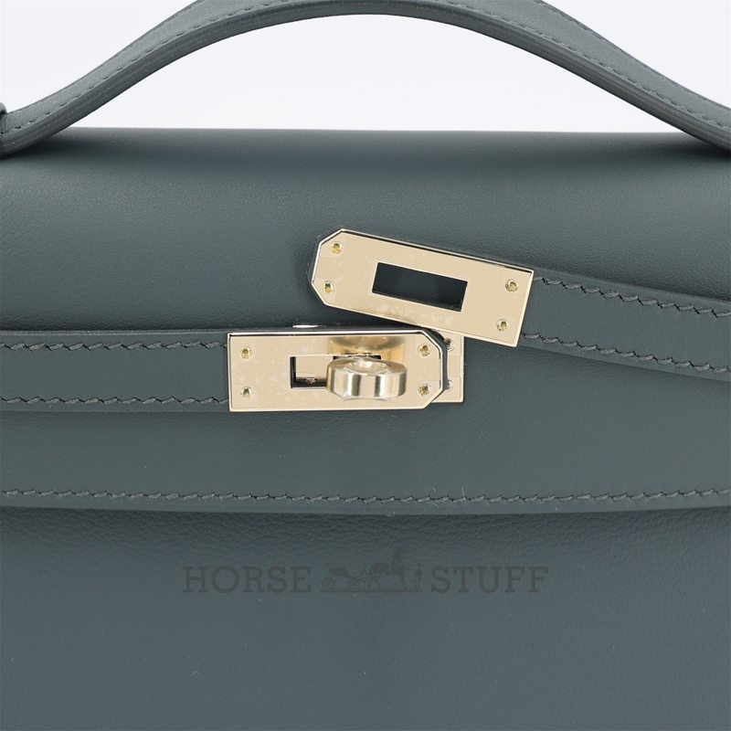 HERMÈS KELLY POCHETTE CLUTCH Vert Mangrove Swift Permabrass