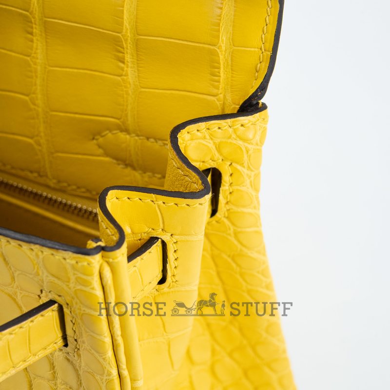 Hermès Kelly Retourne 25 Mimosa Matte Crocodile Alligator Permabrass