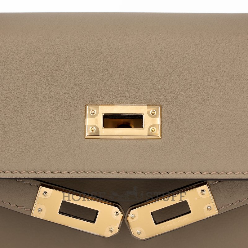 Hermès Kelly Retourne 25 Beige Marfa Swift GHW