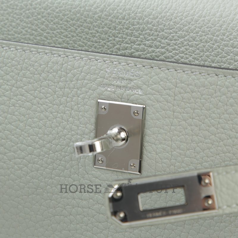 Hermès Kelly Retourne 25 Gris Neve Togo PHW