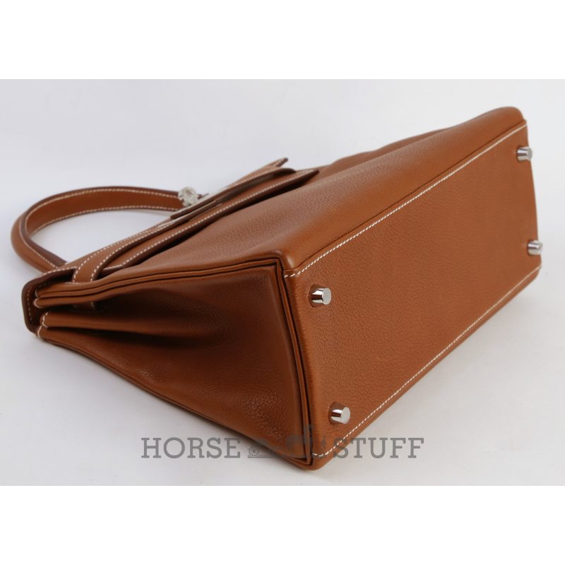 Hermès Kelly Retourne 28 Gold Fauve Barenia Faubourg PHW