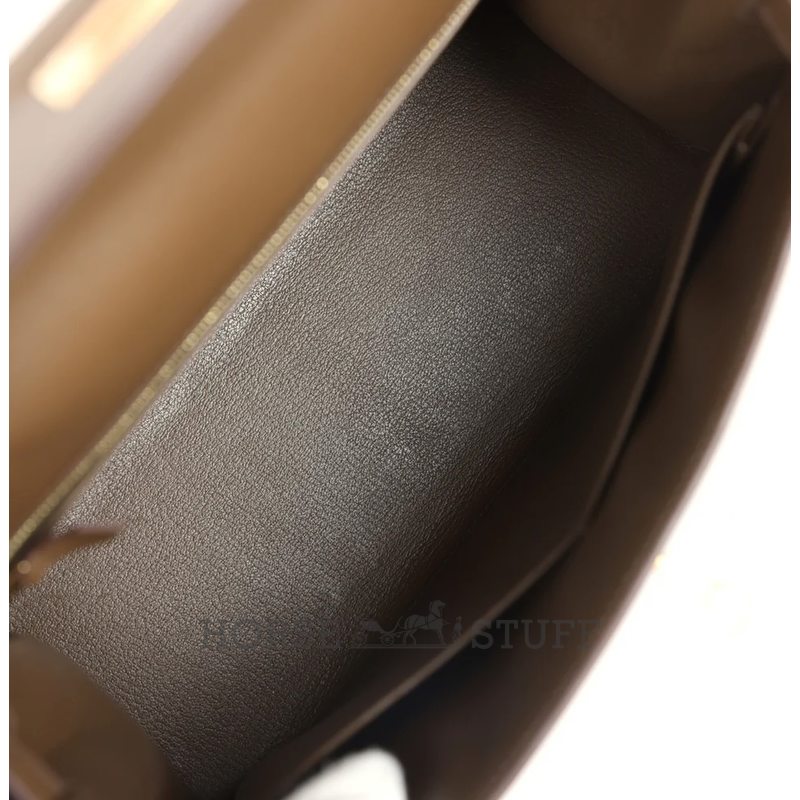 Hermès Kelly Sellier 28 Toundra Madame GHW